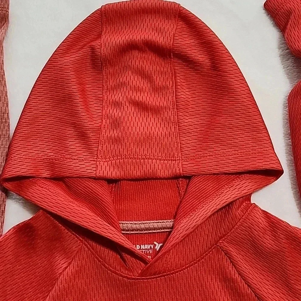 Old Navy Active Boys Breathable‎ Hooded Performance Shirt Red Size Medium 8